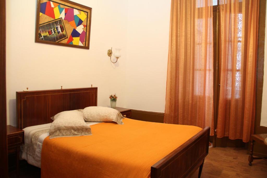 Monte Sinai Guest House Porto Pokoj fotografie
